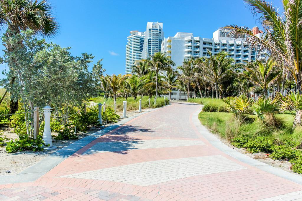 Ocean Walk Apartments Маями Бийч Екстериор снимка